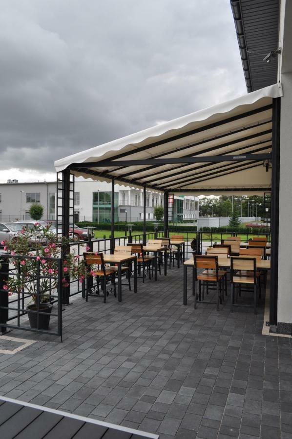 Hotel Pauza Radzyn Podlaski Exterior foto